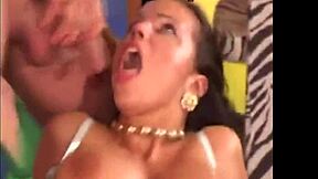 amateurs engage in double penetration anal sex on webcam