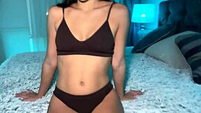 a fan wanted my dick and i filled her pussy and mouth