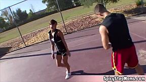 Sexy golddigger plays basketball and gets horny for outdoor blowjob