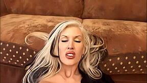 Große blonde Michelle McLaren will dicken fetten Schwanz im Arsch, glatte Strümpfe, gebeugt, ficken, Schuhe, Cowgirl, Arschficken