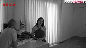 she interviews for job using skills