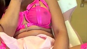 She Masturbates In Lingerie Until She Cums