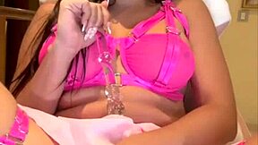 She Masturbates In Lingerie Until She Cums