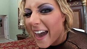 velicity von loves sucking that big black cock 😍