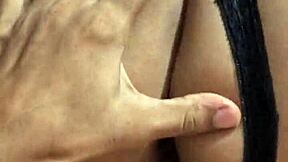 Conozco a Madura con Buenas Nalgas en el Colectivo