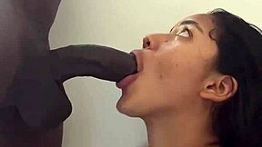 Amo succhiare ogni centimetro in profondità!