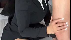 soy una gotica culona adicta al sexo y no se salva ni mi propio hijastro