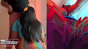 Thick college girl, does she deepthroat and go balls deep during casting?