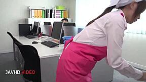 chihiro akino's blowjob leads to creampie in office