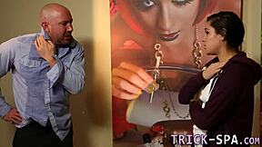 Masseuse Catches Cumshot! What A Surprise!