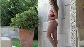 Did you see that hot babe's mouth get spermed?