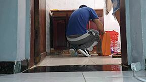 Mulher De Corno Recebe Vizinho Encanador De Saia Sem Calcinha Dirty Young 18+ Workout Riding Skirt Bathroom Amateurs Big Cock Foreplay Wife