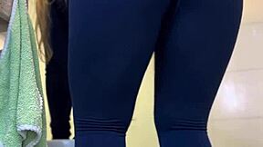 Latina shows big butt in tight leggings