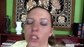 कॉलेज गर्ल बियांका कास्टिंग इंटरव्यू में ह्यूज कॉक के साथ