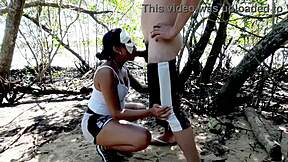 Ebony Slut Gives Creampie Passionately