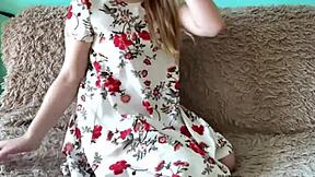 Cutie fingers pussy, squirting juices