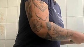 Exhibitionist flashes her big pussy and asks if you'd lick it or feel disgusted