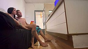 metflix pau e putaria comi ela no pelo e gozei em cima da bucetinha completo no red e sheer