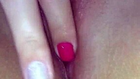 esposa tocando uma siririca gostosa