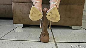 footjob cum with the feet of a goddess