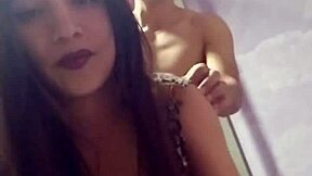 Le doy con todo hilo sin quitarle la faldita