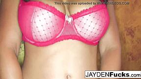 jayden jaymes licks that hot pussy
