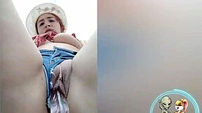 rica vaquera culona monta su gran juguete para dar unos sabrosos sentones