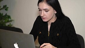 Young girl lends us her mouth to fuck her without stopping - britney dutch