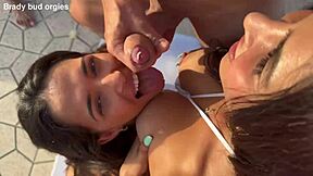 orgía en la mansión playboy doble penetración y oralfuck