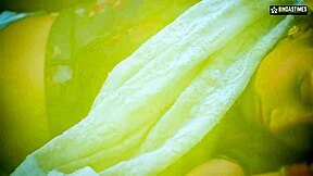 i saw desi bihari bhabhi's hot navel and body, devar couldn't resist