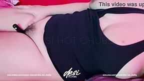 busty indian aunty masturbates her hairy pussy in homemade video