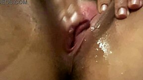 me masturbating pleasurably