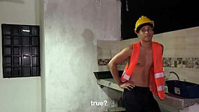 Builder fucks Colombian boss Silvana Lee with big tits and huge ass