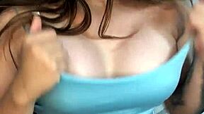 Beautiful teen 18+ shows her tits live in this hot stream 🔥