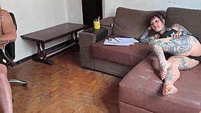 Forget the video game, come eat my pussy instead