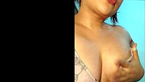 Rica gordibuena reveals her naked body