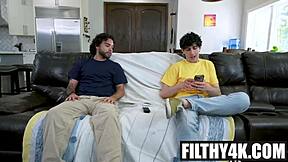 Nick Strokes pleases Samantha Sinz by fucking her stepmom