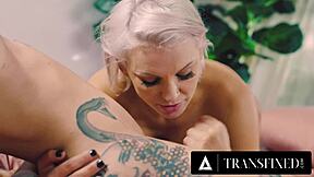 curvy trans eva seduces milf kenzie