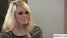 teen model feels deep pleasure licking pussy and scissoring with lesbian boss