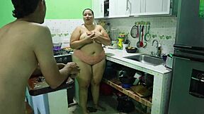 follando a la hermana de mi novia en la cosina