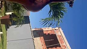 Amateur Behind-The-Scenes: Naked Women Fuck Wildly At Mansion!