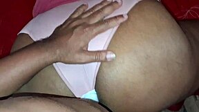 Comendo a bucetinha esposa evangelica com absorvente