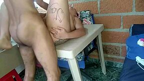 I watch this hot Colombian slut take anal hard without screamin'