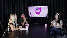 os atendimentos com namoradas leva a gang bang no motel com desconhecidos lexi mallet sheer red