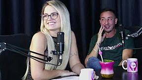 os atendimentos com namoradas leva a gang bang no motel com desconhecidos lexi mallet sheer red