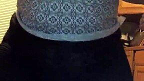 Big Booty Wife Dances And Shakes Her Ass