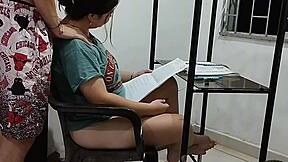 Ayudo A Mi Hermanastra Con La Tarea A Cambio De Que Me Deje Follar Su Cuño