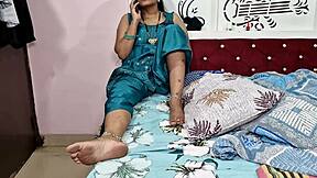 Condom delivery boy demonstrates and fucks bhabhi in Hindi audio