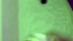 Me Grabo y Se Lo Envio a Mi Tia Gordibuena Masturbandome