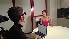 Francesca prende lezioni di sottomissione dal coach disabile - preview - il video completo su sheer